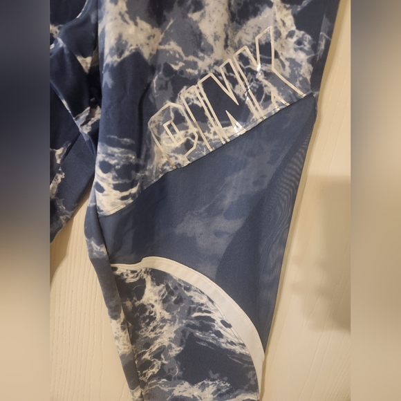 Victoria Secret Pink Set Size Large - Picture 6 of 9